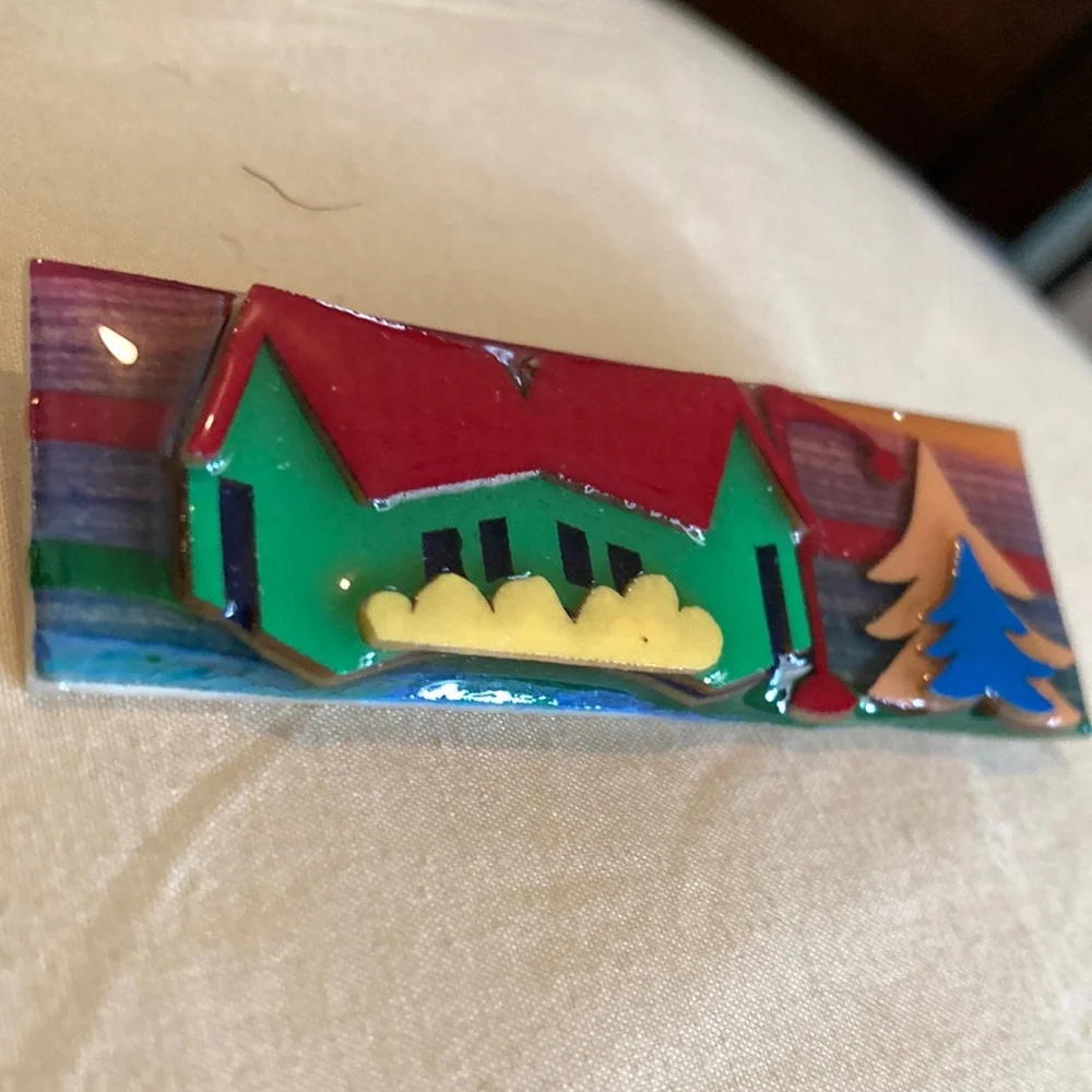 Lucinda house pin brooch